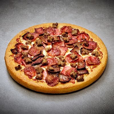 Meat Lovers. En pizza med tomats&#229;s, mozzarella, skinka, pepperoni, beef, bacon och kebab.